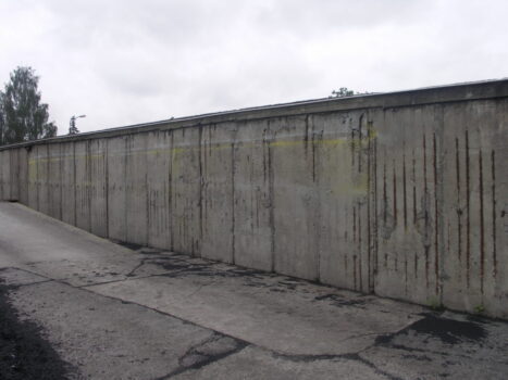 Mur oporowy przed remontem